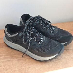 Merrell Antora 3 Womens 9W/40 Wide Black Hiking Walking Shoes J067556W Vibram